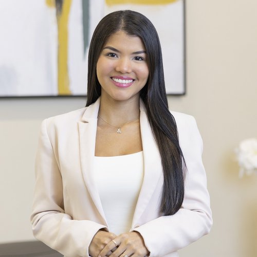 María Cristina Yau María Cristina Yau